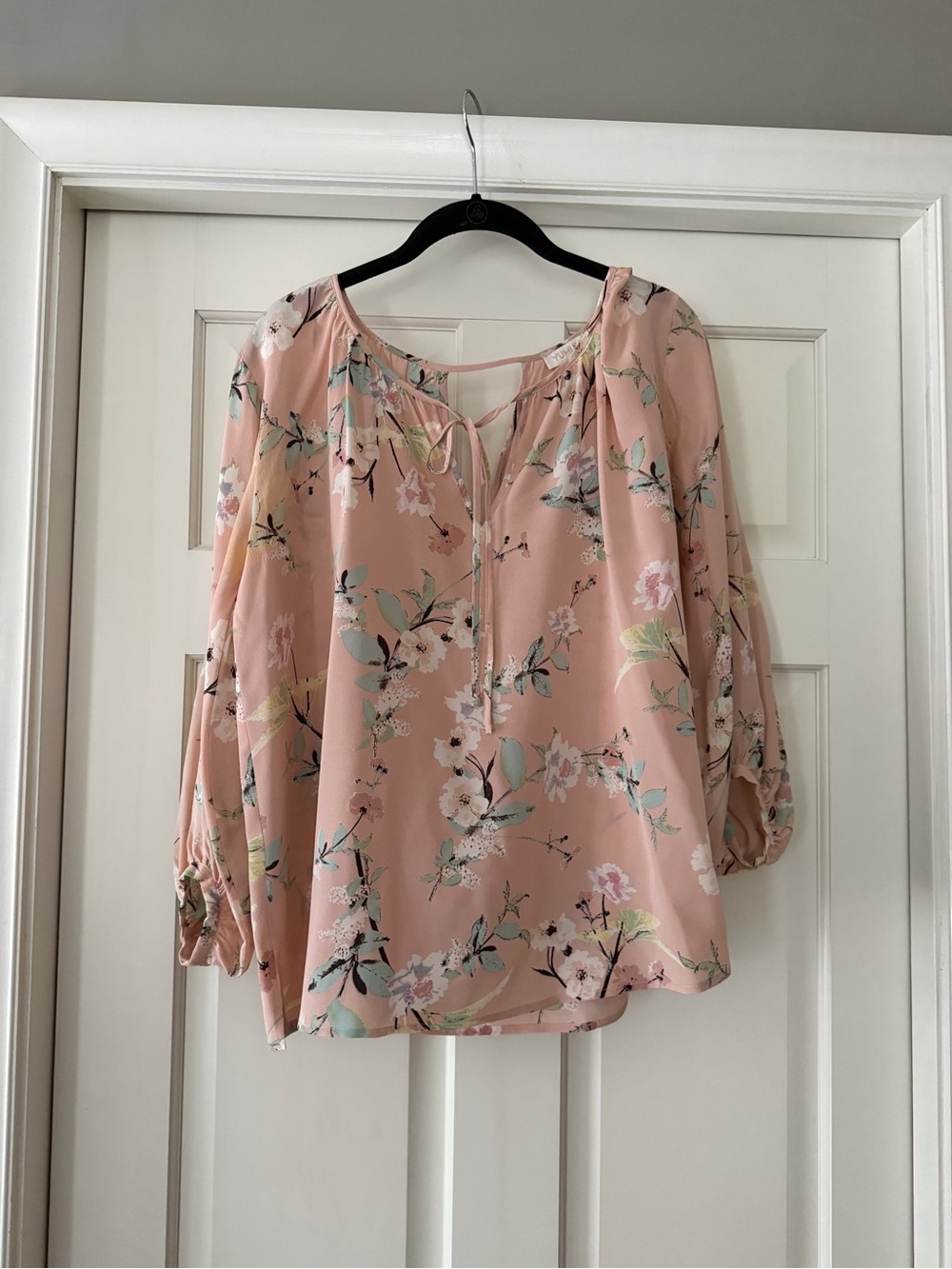 Yumi Kim Women's Pink Floral Peasant Blouse
